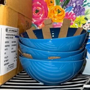 NIB NWT Le Creuset Stoneware Vancouver Set of 4 Soup or Cereal Bowls Marseille